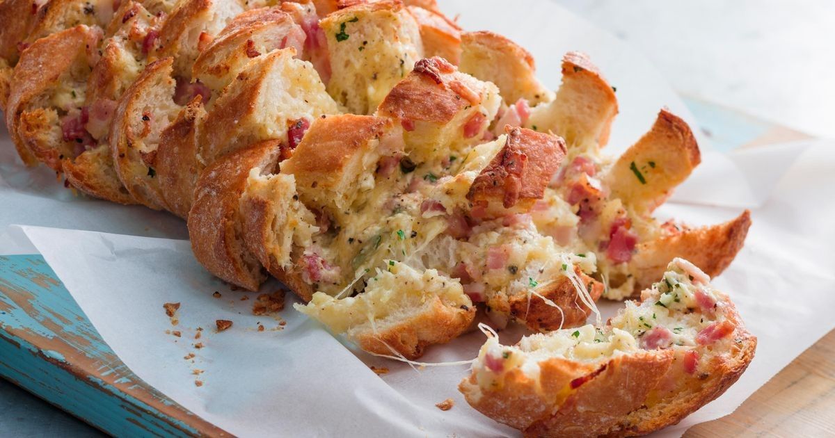 CHEESE PULL APART BREAD