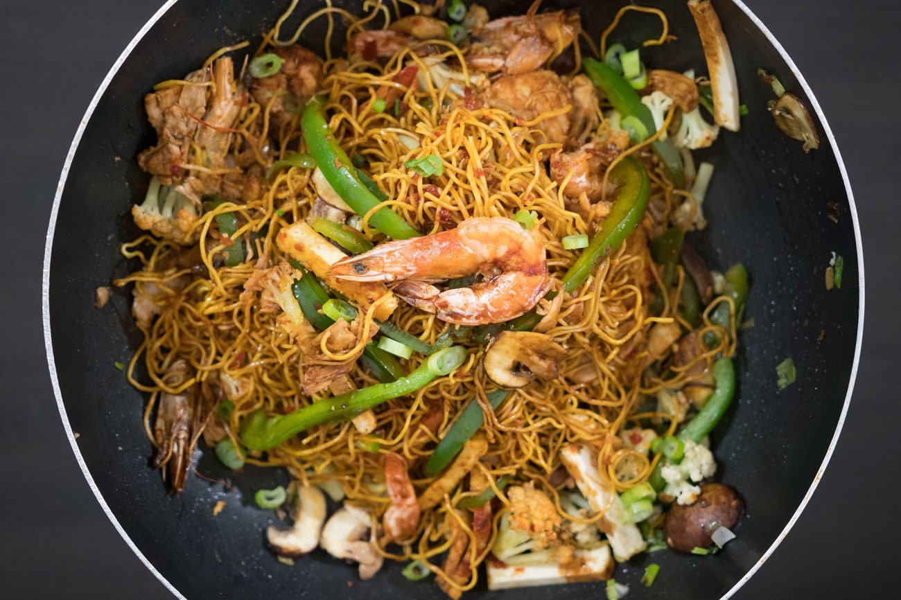 MIXED CHOWMEIN