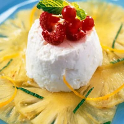 Spiced glazed pineapple with cinnamon fromage frais