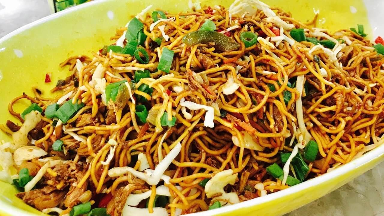 CHICKEN HAKKA NOODLES RECIPE