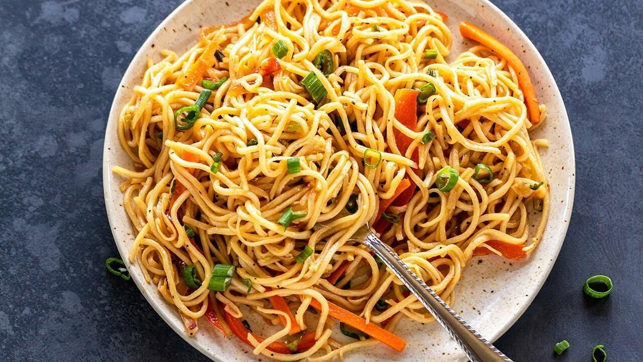 WHOLE WHEAT HAKKA NOODLES