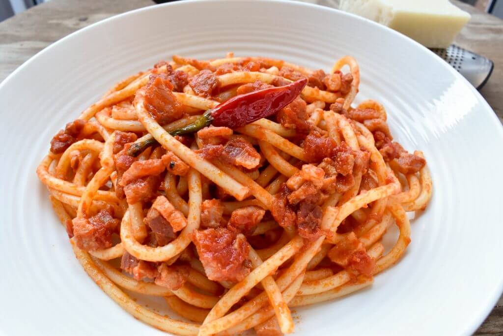 BUCATINI ALL’AMATRICIANA
