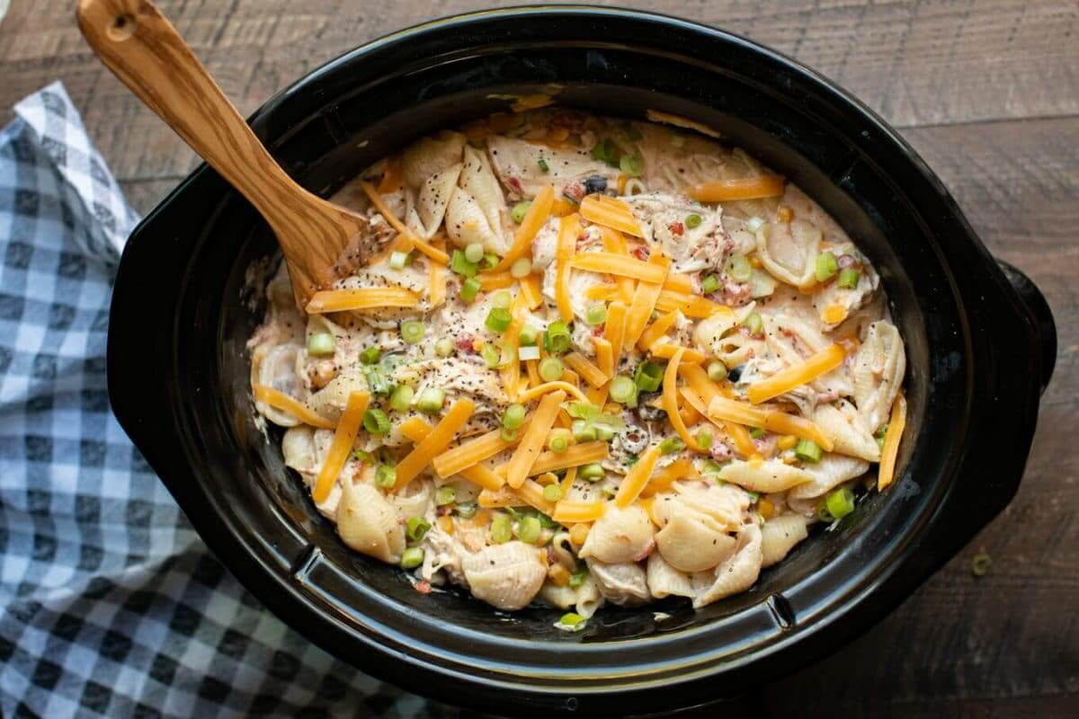 ONE POT CHEESY CHICKEN PASTA